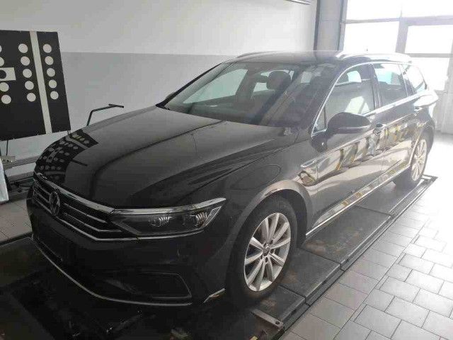 VW Passat Variant 50.699 km 27.990 &euro; Bordesholm 24582