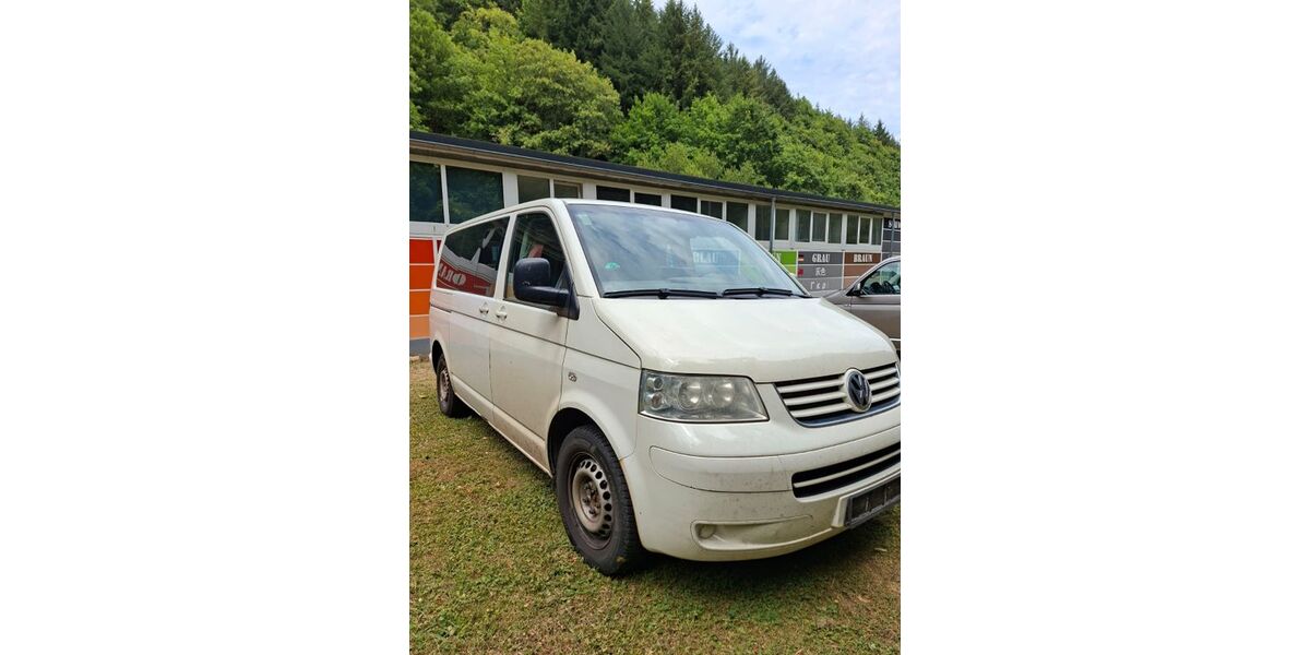 VW T5 Multivan 322.000 km 3.950 &euro; Rockenhausen 67806