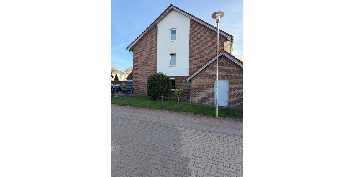 Reihenhaus Buxtehude - 6 Zimmer, 149 m&sup2;, 1.950&euro; | Angebot:26380990