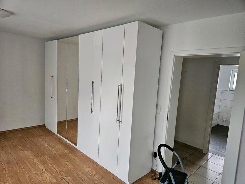 2 Zimmer Wohnung mit großem Balkon zimmer