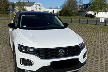 VW T-Roc 112.000 km 16.900 &euro; Bremerhaven 27572