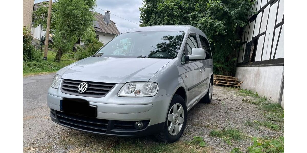VW Caddy 203.500 km 5.999 &euro; Much 53804