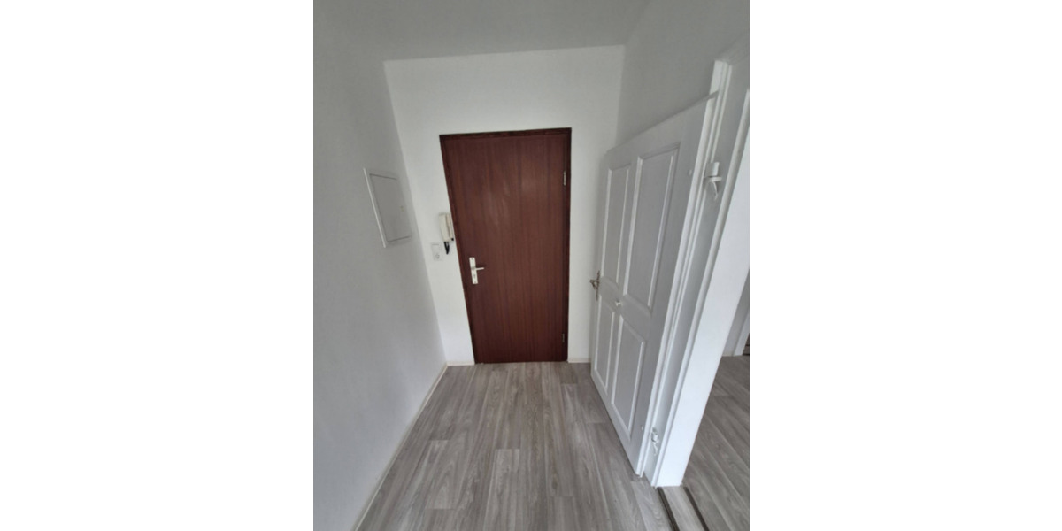 Etagenwohnung Ohrdruf - 3 Zimmer, 70 m&sup2;, 575&euro; | Angebot:22989592