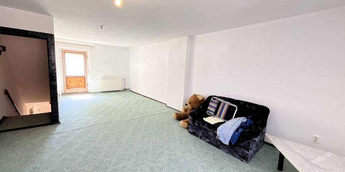 Doppelhaushälfte Neuhausen Laubsdorf - 6 Zimmer, 184 m&sup2;, 110.850&euro; | Angebot:21311064