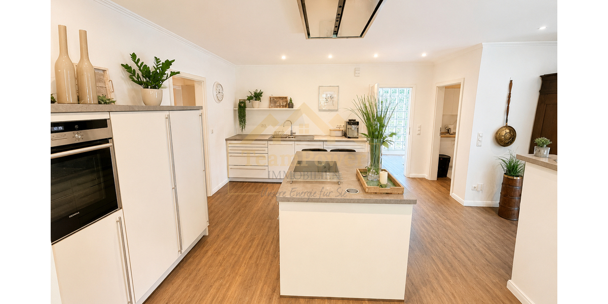 Ihr neues Familienglück: Wohnen mit Einliegerwohnung und grünem Gartenidyll - Einfamilienhaus Bad Bramstedt | Angebot:27085899