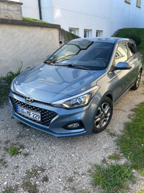 Hyundai i20 27.000 km 14.999 € Meßkirch 88605