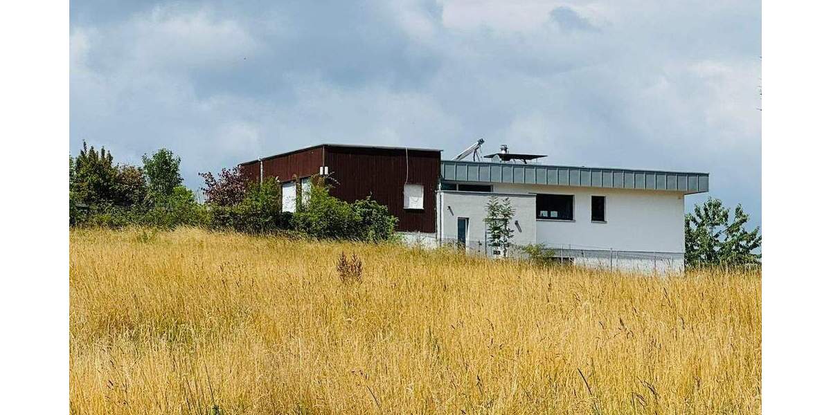 Freistehender Bungalow in Panoramalage mit Außenschwimmbad in Bad Honnef-Aegidienberg (Brüngsberg) 3 zimmer