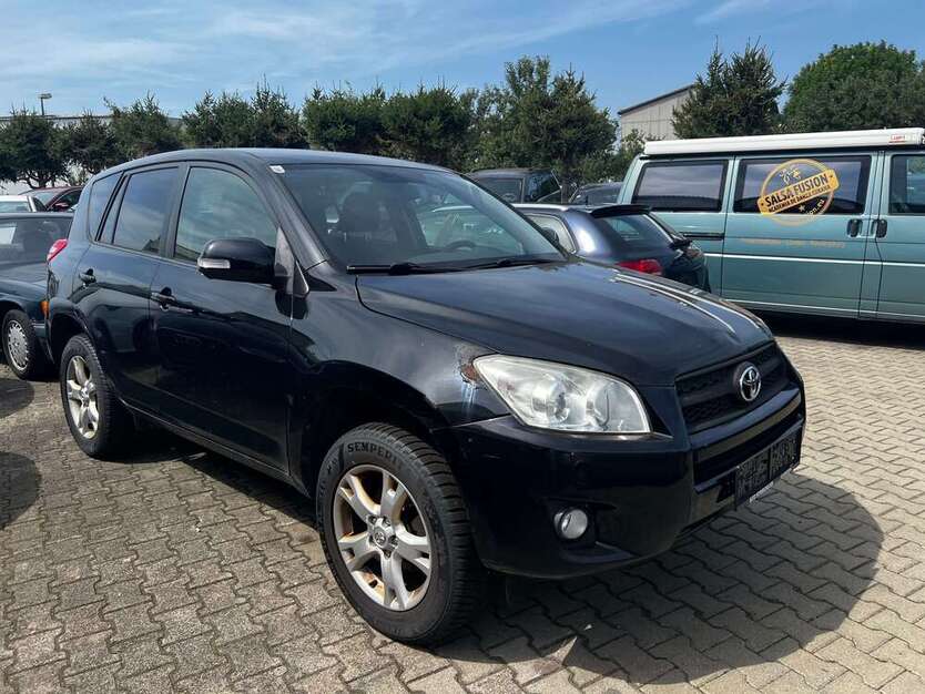 RAV 4