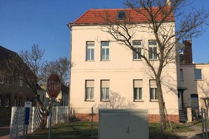 Wohnung Jessen (Elster) - 3 Zimmer, 72 m&sup2;, 396&euro; | Angebot:20911068