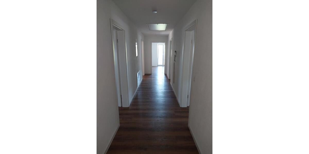Dachgeschoßwohnung Gailingen am Hochrhein - 4 Zimmer, 106 m&sup2;, 398.000&euro; | Angebot:27072493