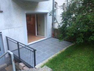 *** Wohn- Schlafzimmer, Badezimmer mit Küche und großer Terrasse am Bebelplatz zu verkaufen*** *** 1 zimmer