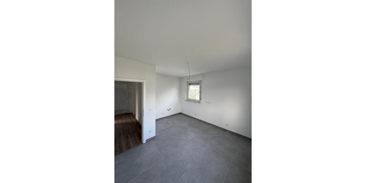 Erdgeschoßwohnung Raunheim - 2 Zimmer, 64 m&sup2;, 1.100&euro; | Angebot:25831938