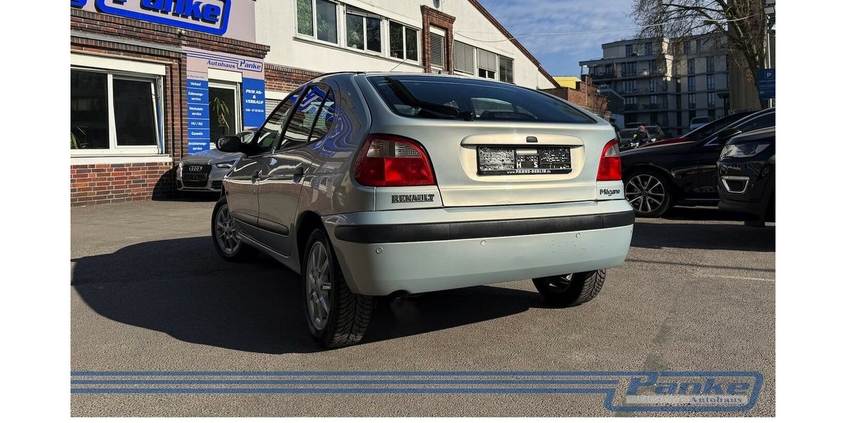 Renault Megane 1.4 16V RXE*09/27TÜV*Rost*Allwetter* 152.300 km 1.990 &euro; Berlin 13187