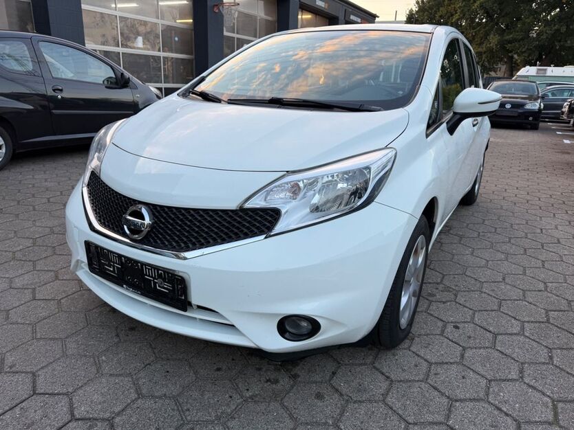 Nissan Note 77.000 km 6.400 € Hamburg 22043