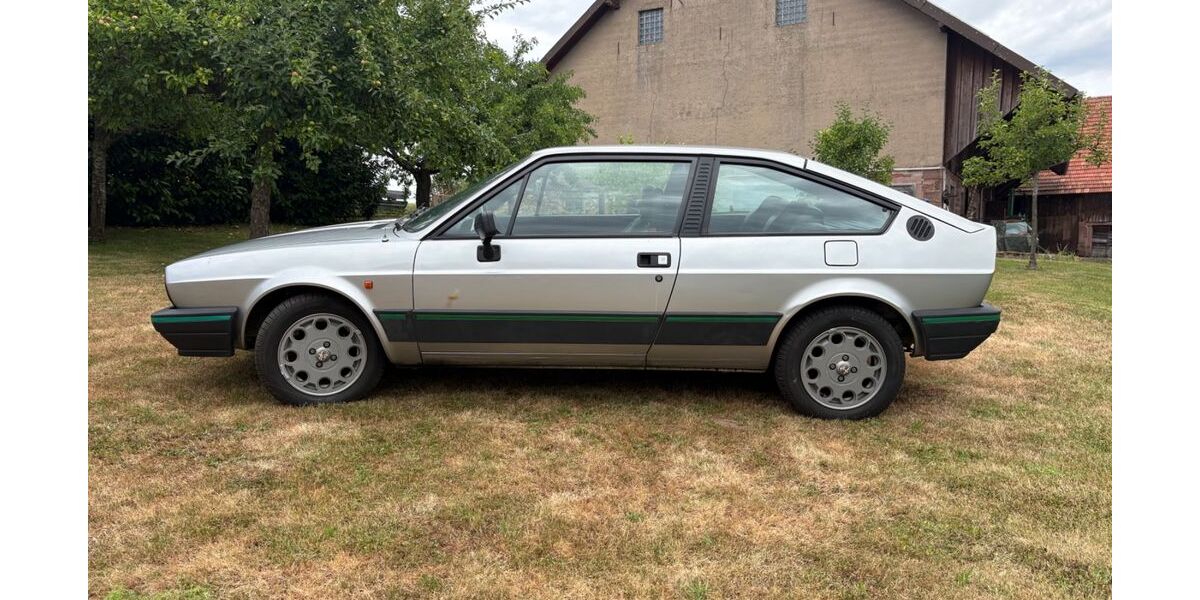 Alfa Romeo Alfasud 21.297 km 11.900 &euro; Limbach 74838