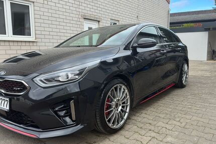Kia pro ceed / ProCeed 89.000 km 19.200 &euro; Frankenthal 67227