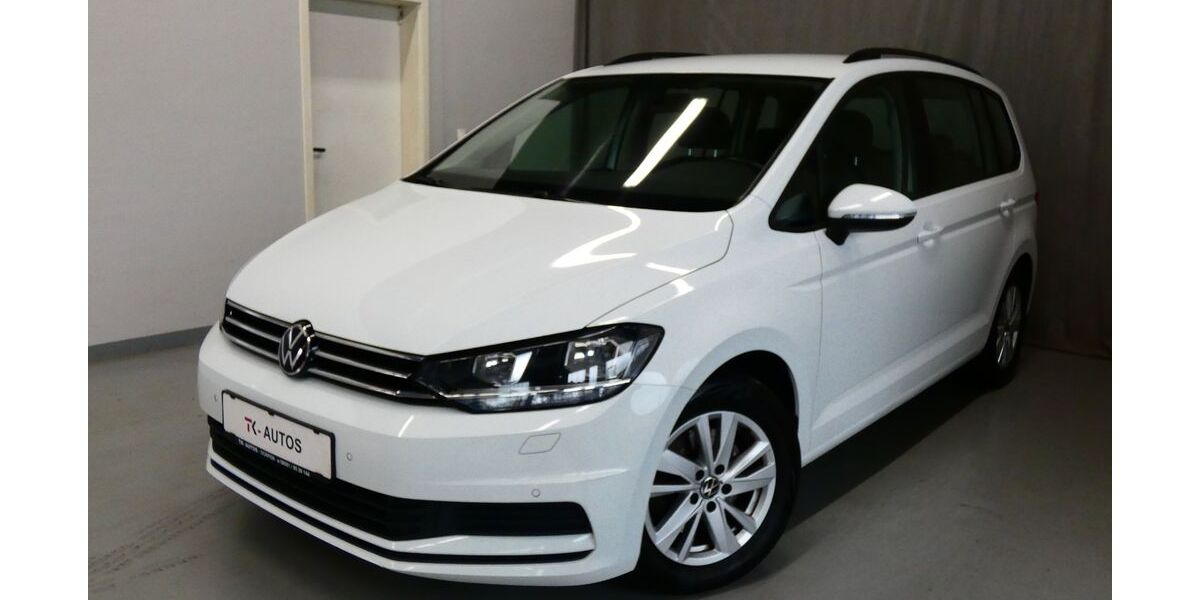 VW Touran 141.945 km 18.990 € Dorfen 84405