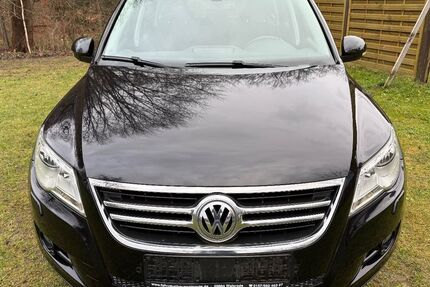 VW Tiguan 182.778 km 6.899 &euro; Bad Fallingbostel 29683