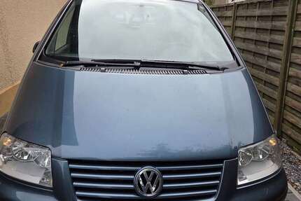 VW Sharan 198.000 km 4.800 € Neumünster 24537