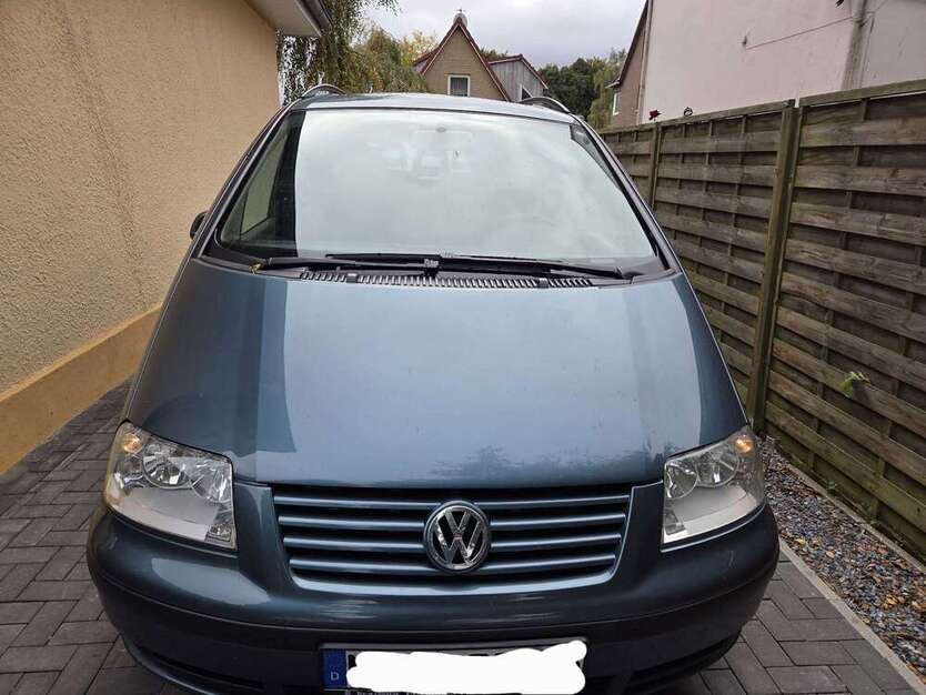 VW Sharan 198.000 km 4.800 € Neumünster 24537