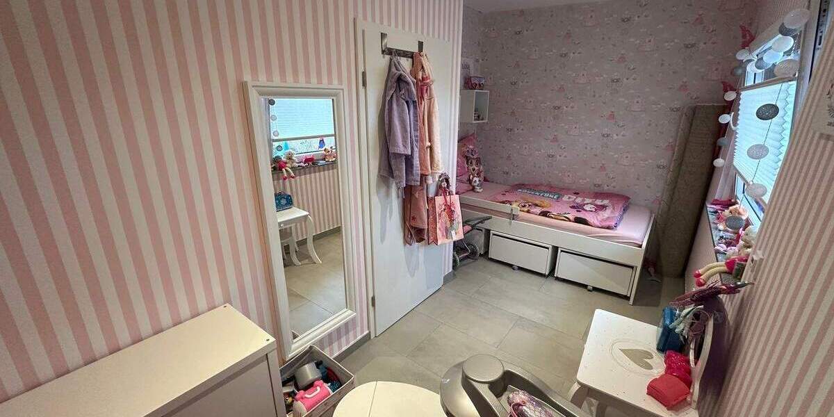 Etagenwohnung Merzig Menningen - 4 Zimmer, 118 m&sup2;, 249.000&euro; | Angebot:25798635