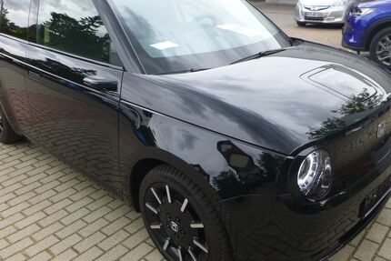 Honda e 28.400 km 18.590 € Naumburg/S. + 06667 Weißenfels + 06618 Schönburg 06618