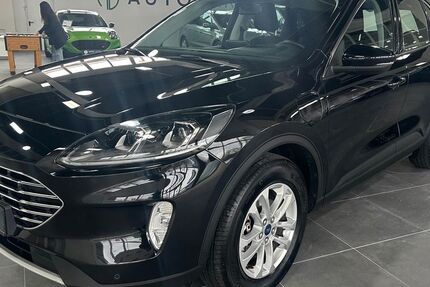 Ford Kuga 106.000 km 17.950 &euro; Paderborn 33106