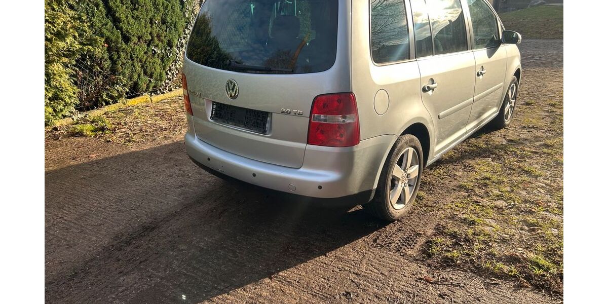 VW Touran 214.000 km 3.400 &euro; Wanzleben 39164