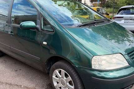 VW Sharan 210.000 km 3.500 &euro; Dillingen 66763