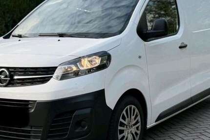 Opel Vivaro 92.213 km 12.700 &euro; Hannover 30179