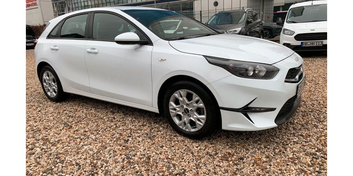 Kia ceed / Ceed 42.620 km 15.999 &euro; Berlin-Spandau 13597