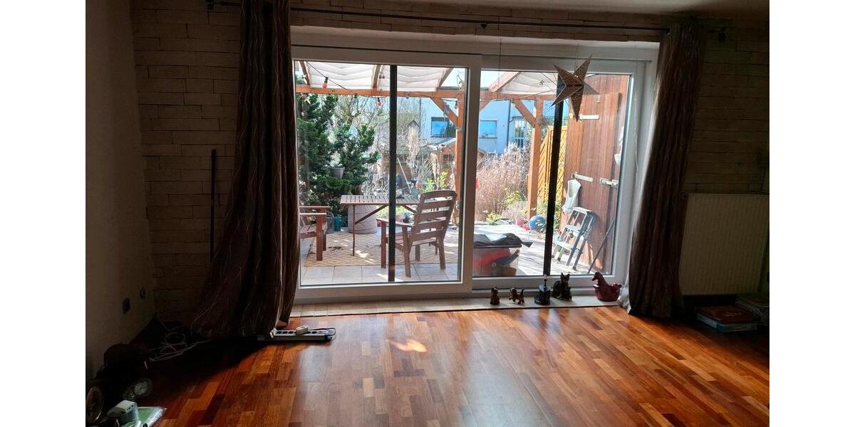 Reihenhaus Bremen Huchting - 4 Zimmer, 90 m&sup2;, 260.000&euro; | Angebot:26698301