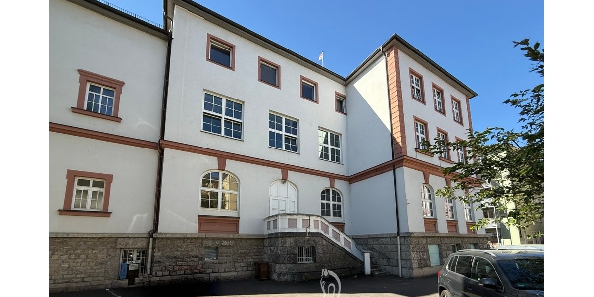Historische Innenstadtimmobilie mit neuen Nutzungsperspektiven PraxisRehaFitness Flächen 90-550 m2 - Gewerbeobjekt Würzburg Sanderau | Angebot:26122903