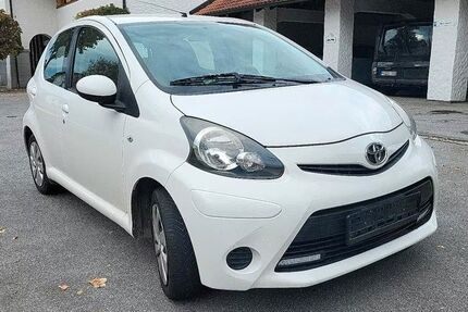 Toyota Aygo (X) 149.590 km 3.950 € Tiefenbach 94113