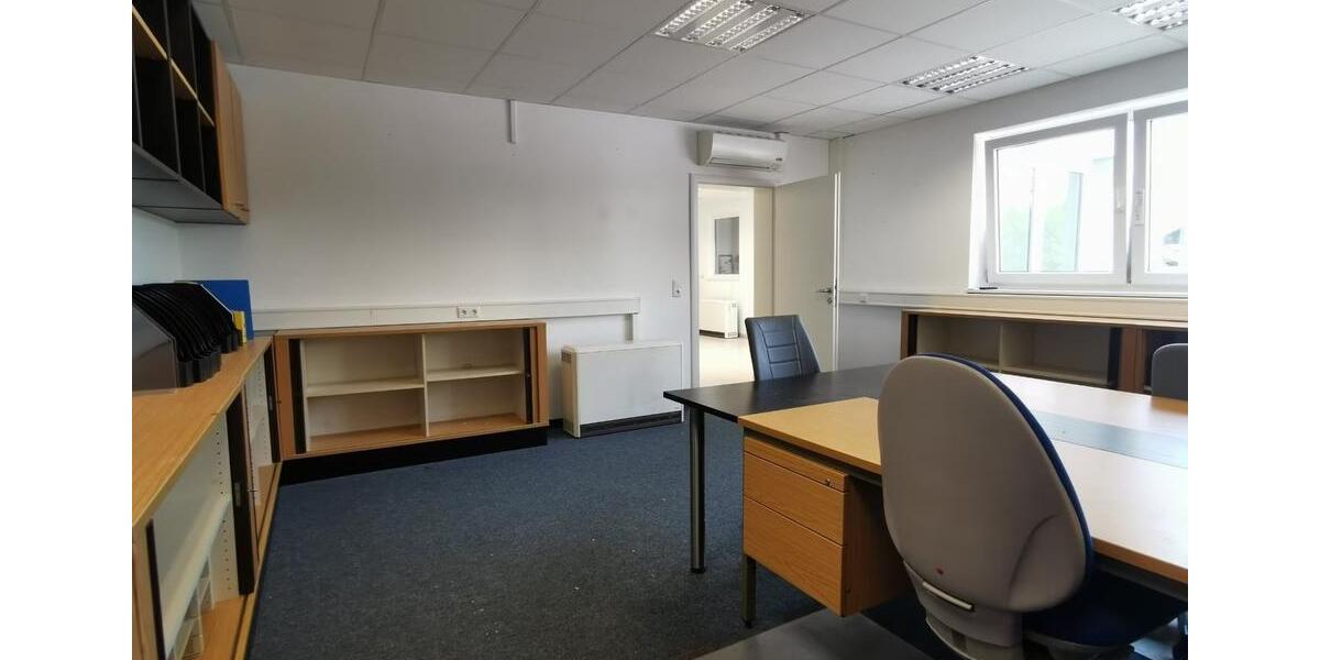 Deggendorf Zentrum: helle, großzügige Büroräume m. 4 Stellplätzen zimmer