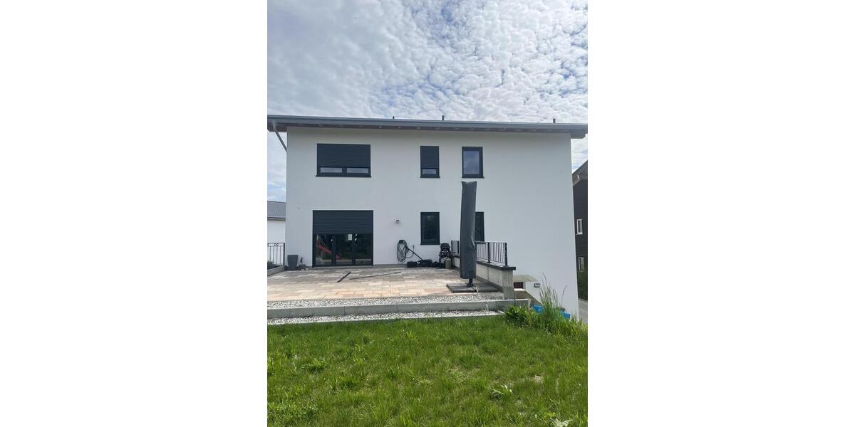 Mehrfamilienhaus, Wohnhaus Geretsried - 17 Zimmer, 404 m&sup2;, 4.000&euro; | Angebot:26660034