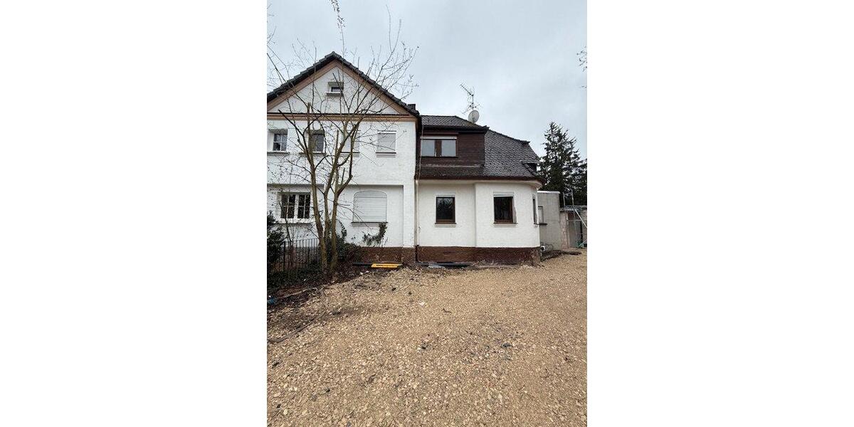 Doppelhaushälfte Fürth Atzenhof - 5.5 Zimmer, 130 m&sup2;, 1.800&euro; | Angebot:26129972