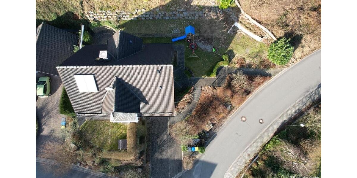 Einfamilienhaus Plettenberg - 6 Zimmer, 176 m&sup2;, 1.980&euro; | Angebot:26084660