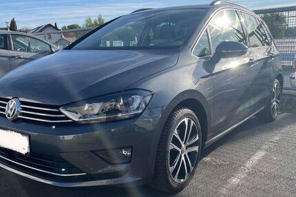 VW Golf Sportsvan 33.700 km 18.300 &euro; Otzberg 64853