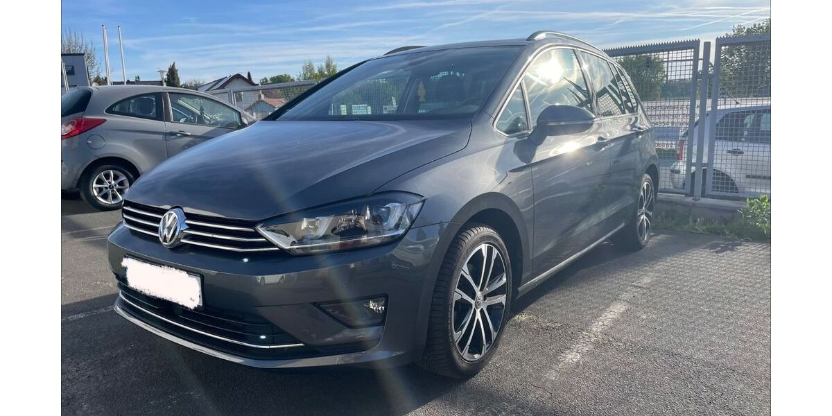 VW Golf Sportsvan 33.700 km 18.300 &euro; Otzberg 64853