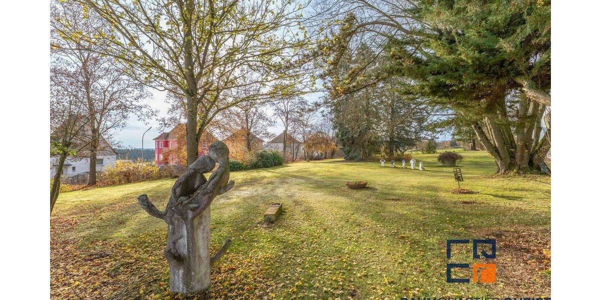 Einfamilienhaus Waldsassen - 1 Zimmer, 350 m&sup2;, 600.000&euro; | Angebot:26160058