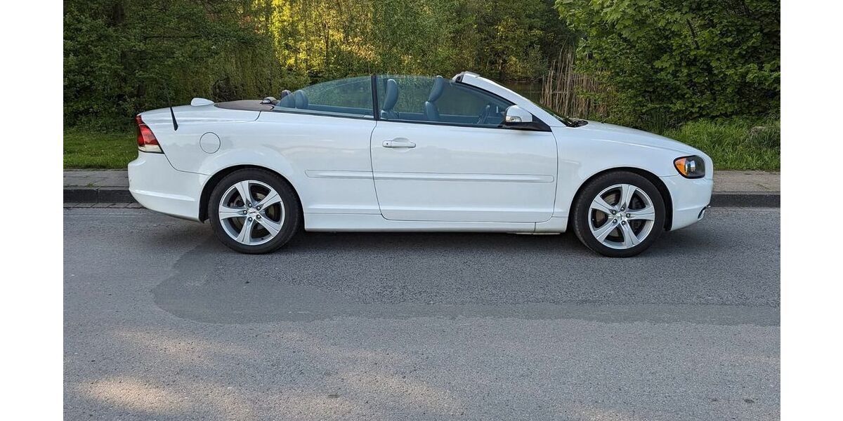 Volvo C70 224.000 km 7.500 &euro; Bielefeld 33729