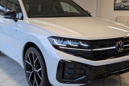 VW Touareg 19.899 km 74.480 &euro; Homberg (Efze) 34576