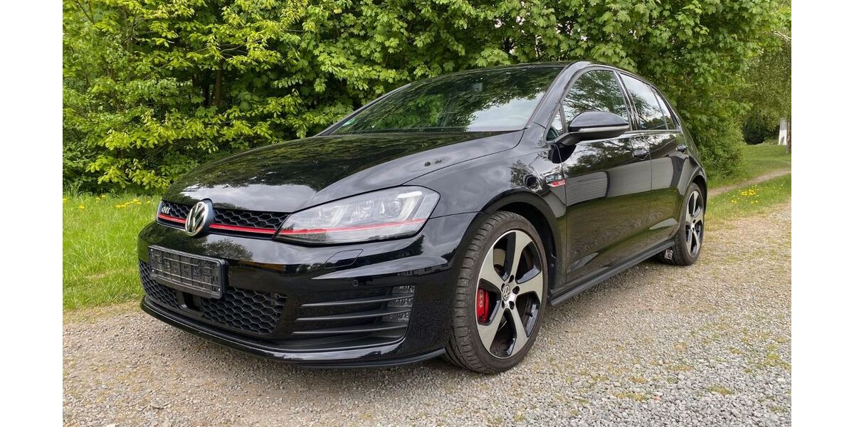 VW Golf 66.200 km 19.990 &euro; Schladen OT Beuchte 38315