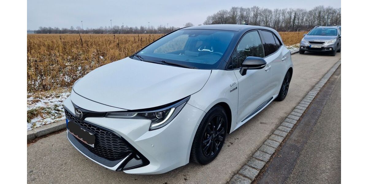 Toyota Corolla 40.500 km 22.290 &euro; Ottobrunn 85521
