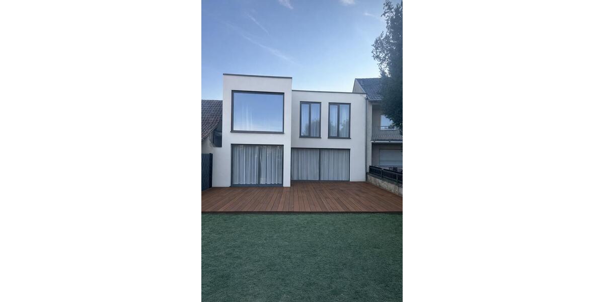 Reihenhaus Bornheim - 5 Zimmer, 250 m&sup2;, 880.000&euro; | Angebot:25647827