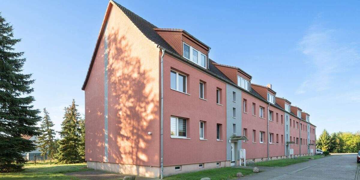 Etagenwohnung Schorfheide Lichterfelde - 3 Zimmer, 66 m&sup2;, 140.000&euro; | Angebot:24773361