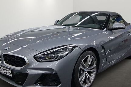 BMW Z4 18.900 km 41.950 € München 81827