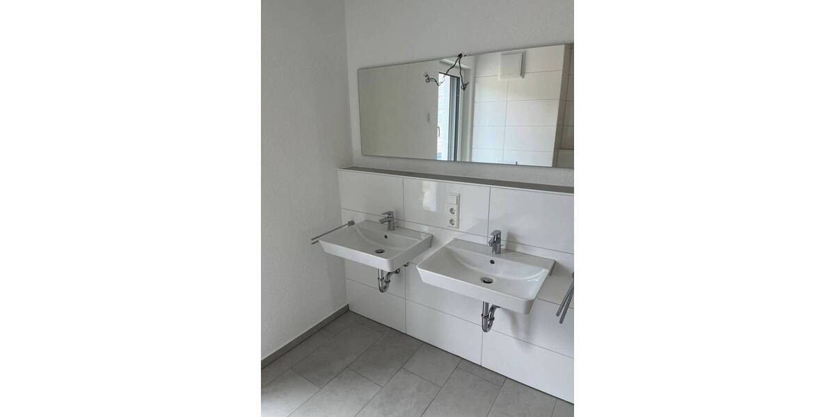 Reihenmittelhaus Bad Säckingen - 5 Zimmer, 150 m&sup2;, 2.300&euro; | Angebot:20965331