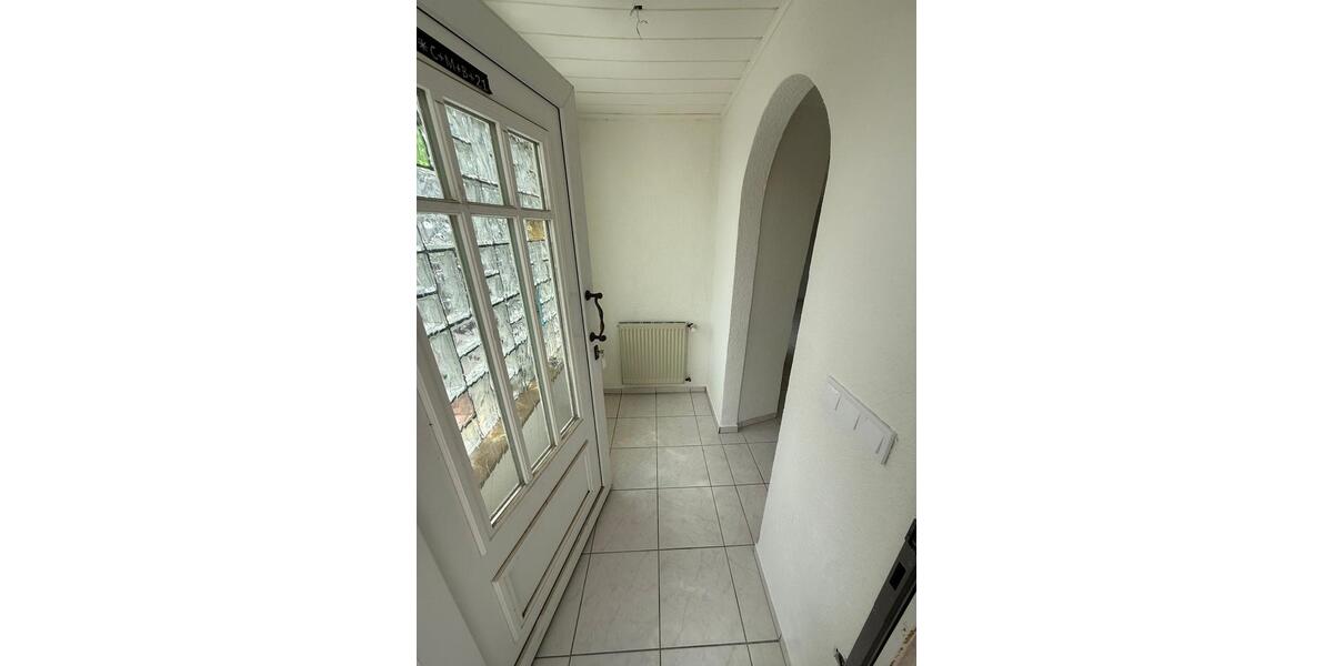 Erdgeschoßwohnung Binningen - 3 Zimmer, 75 m&sup2;, 400&euro; | Angebot:26673417